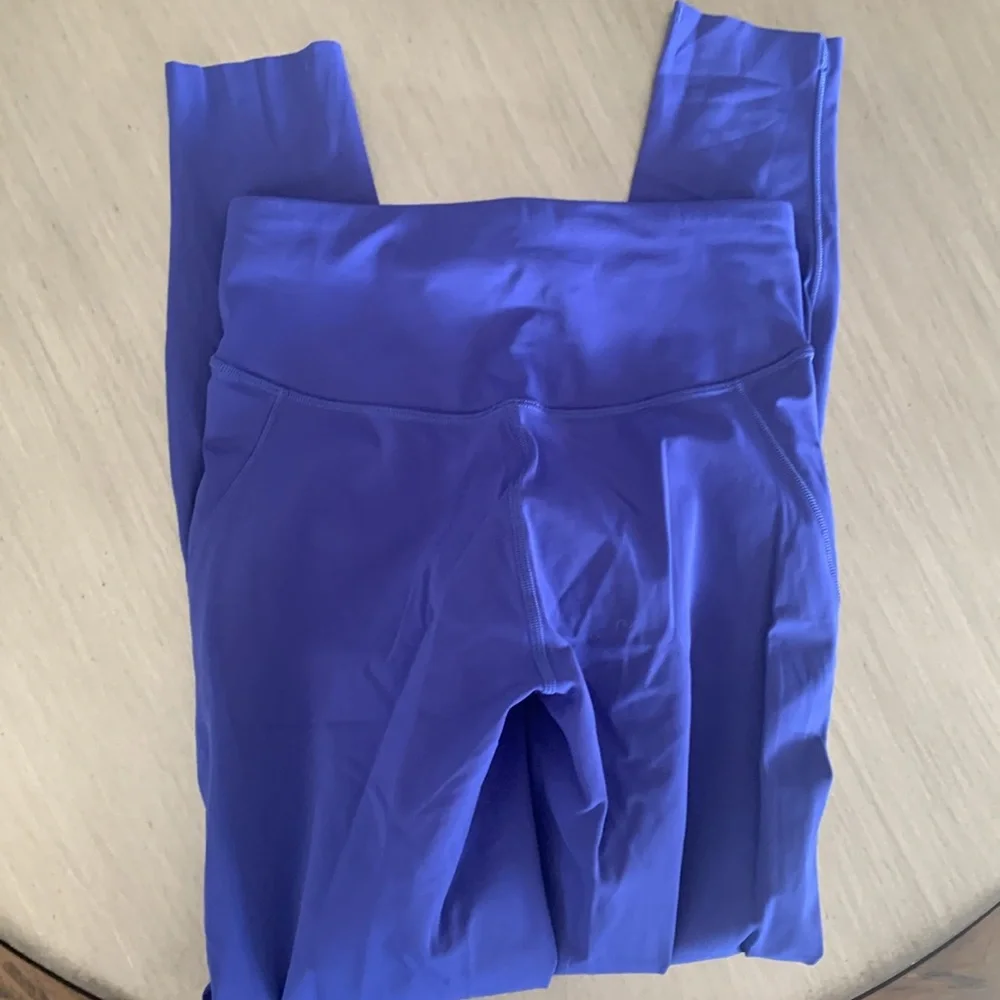 Lululemon Athletica Leggings Blue Size 4 Excellent Condition Spring Color - Picture 7 of 10